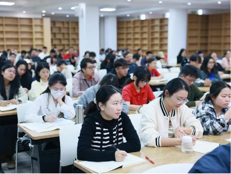 图片10.jpg 图片10.jpg